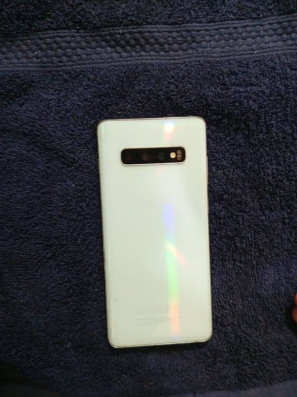 Samsung galaxy s10 puls 1