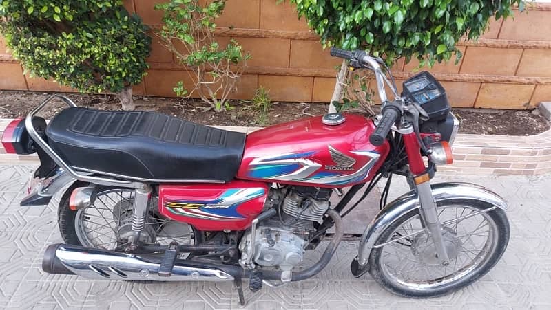 Honda 125 model 2022 karachi number 5