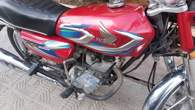 Honda 125 model 2022 karachi number 6