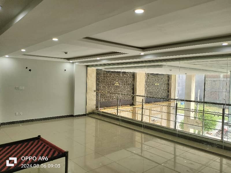 08 MARLA OFFICE 4TH FLOOR EXCELLENT LOCATION 2