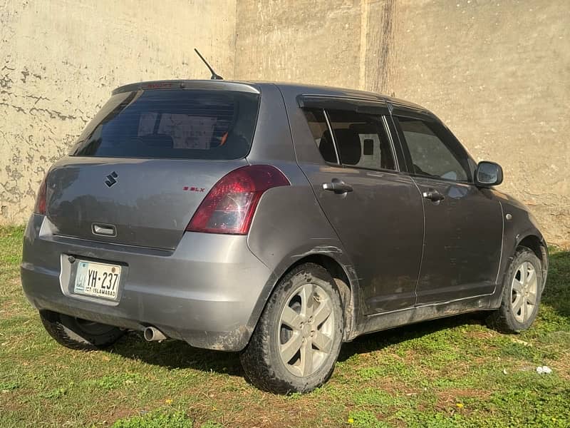 Suzuki Swift DLX 1.3 7