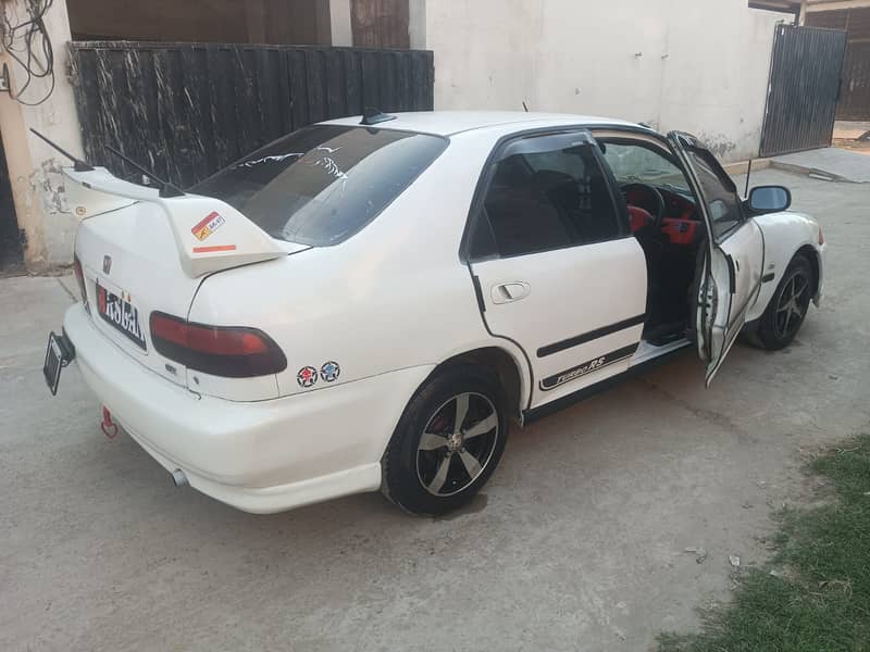 Honda Civic EXi 1995 3