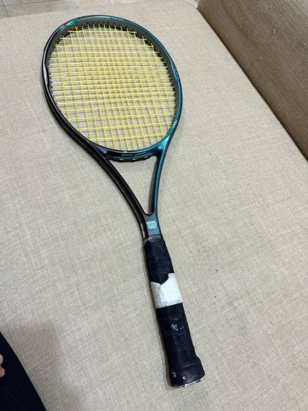 ORIGINAL wilson and yasaki head and other few rackets 5