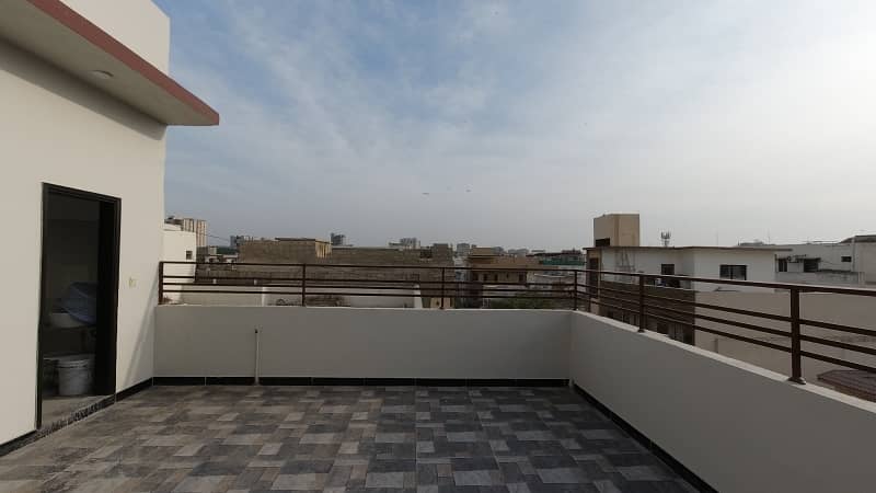 Stunning And Affordable Prime Location Penthouse Available For Sale In PECHS Block 2 13