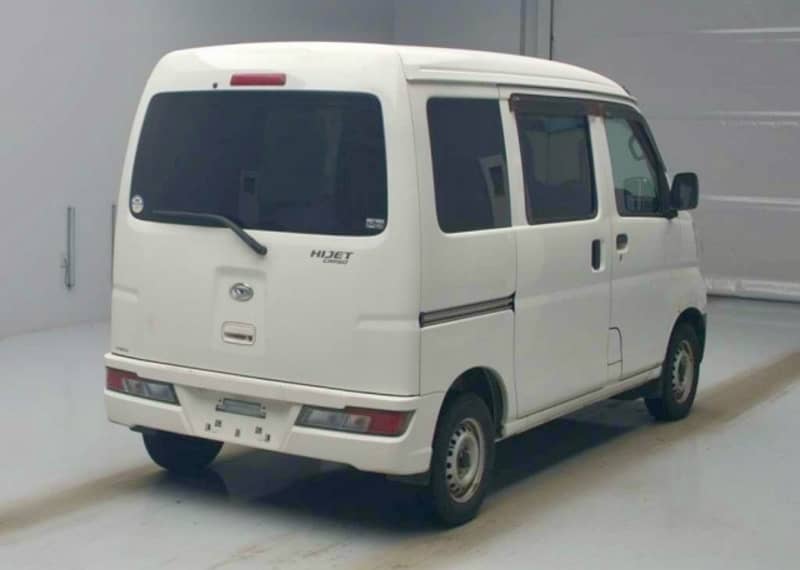 Daihatsu Hijet 2019 1