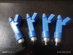 Toyota Xli 2013 fuel Injectors