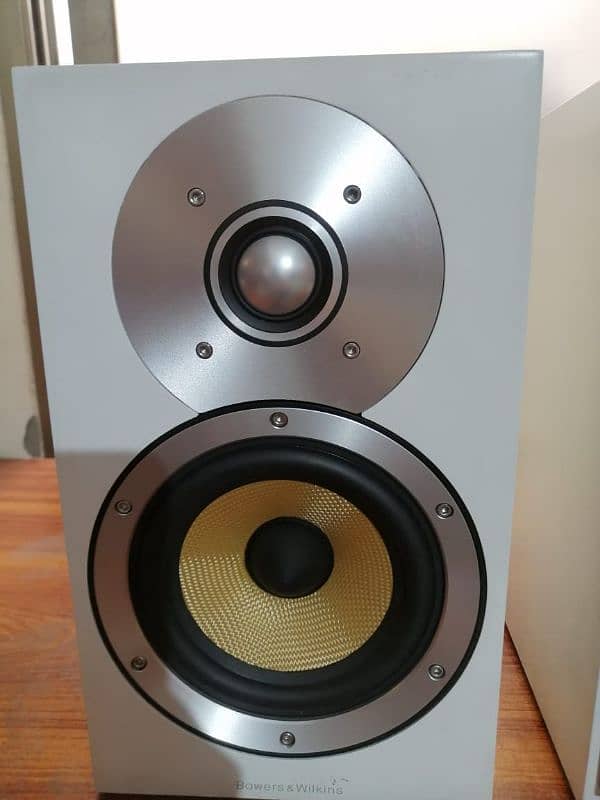 Audio system 10