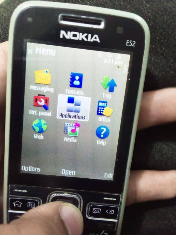 Nokia E52 For parts delivery available 1