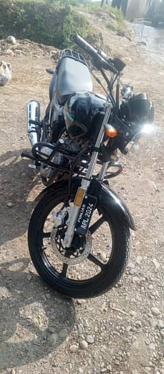 Yamaha YB 125z DX | Model 2024 | TOTAL GENIUN