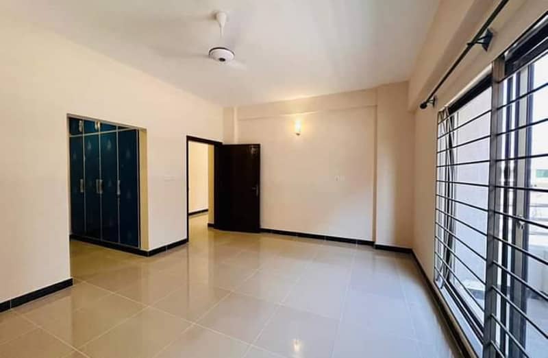 Apartment For Sale In Sector J, Askari-5, Malir Cantt KARACHI 5