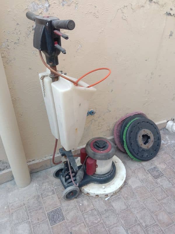 Tyle polisher and and carpet washer 1