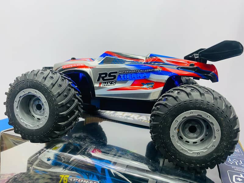 Remote Control (RC) Rock Crawler Truck Fiber body  Rechargeable car 4