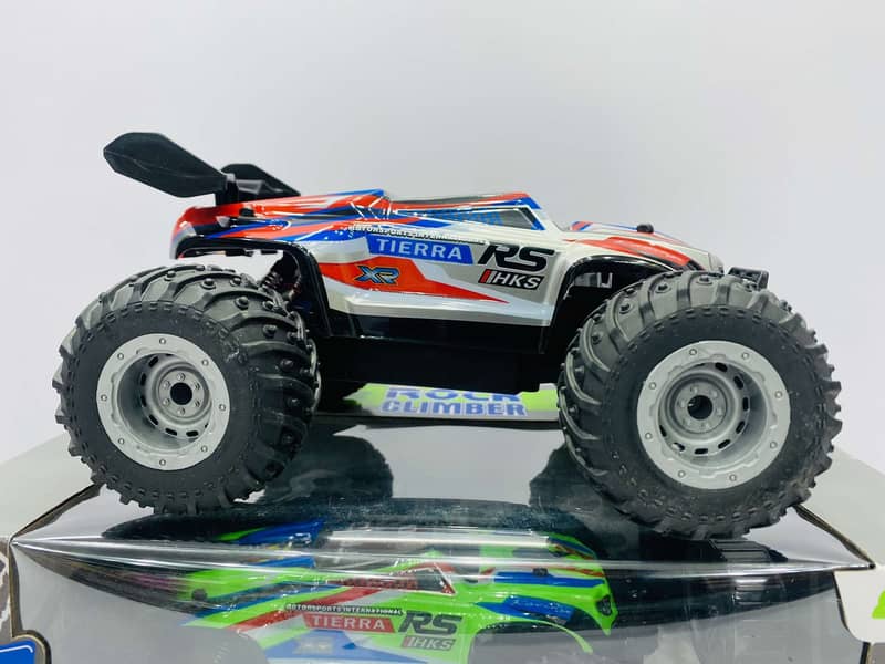 Remote Control (RC) Rock Crawler Truck Fiber body  Rechargeable car 13