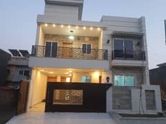 8 Marla Double Unit House Available. For Sale in Faisal Town F-18 Islamabad.