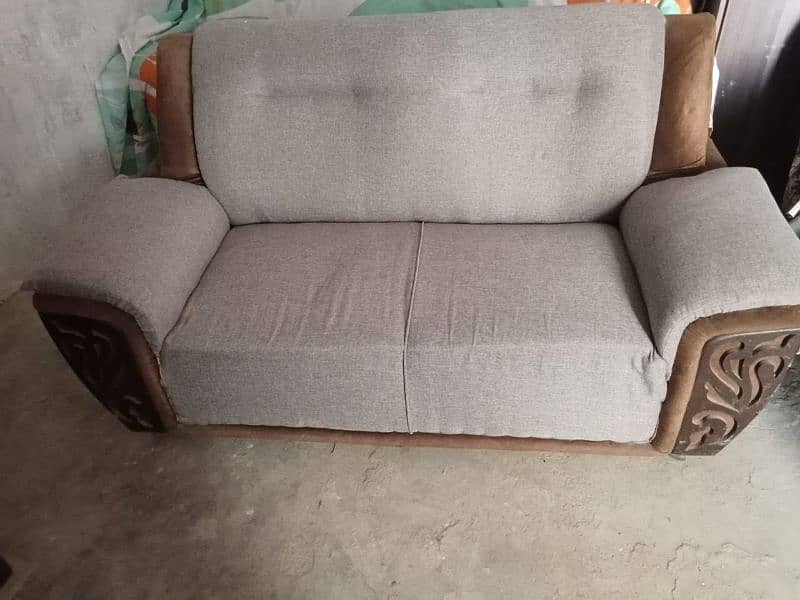 7 seater sofa set Urgent sale 9