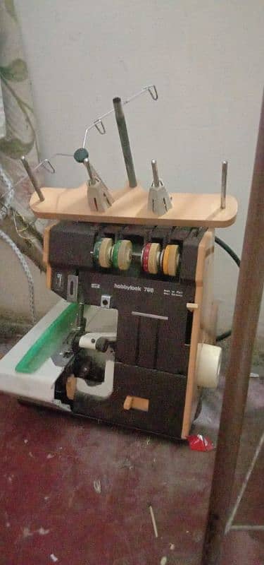 japani embroidery overlock machine 4