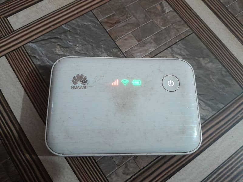 sim router + power bank 1