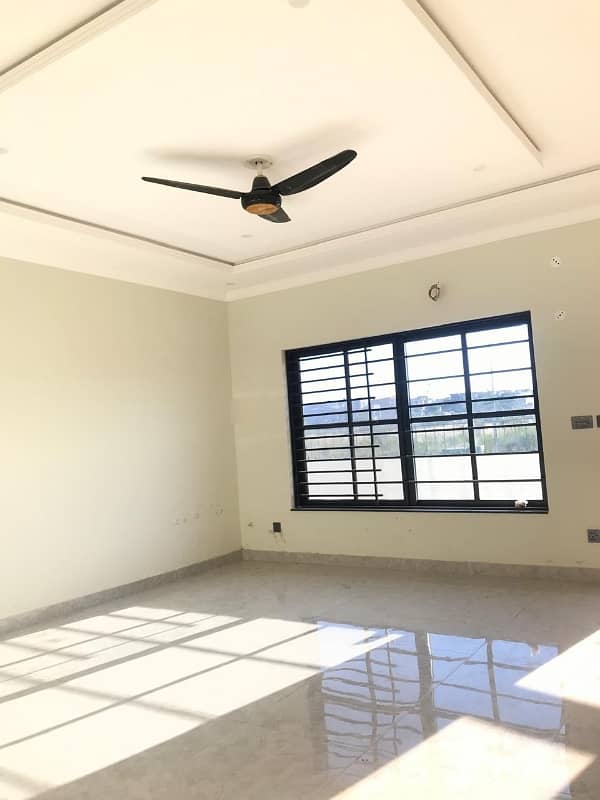 12 Marla Upper Portion Situated In I-8 For rent 3