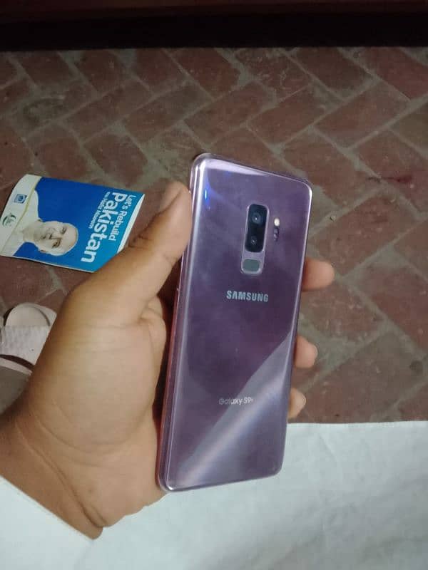 Samsung galaxy S9 + 1