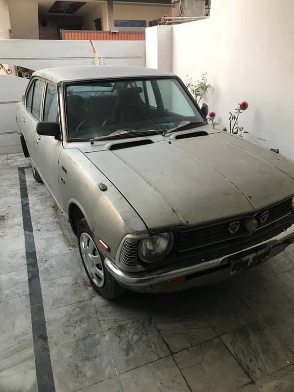 Toyota Corolla 1974 2