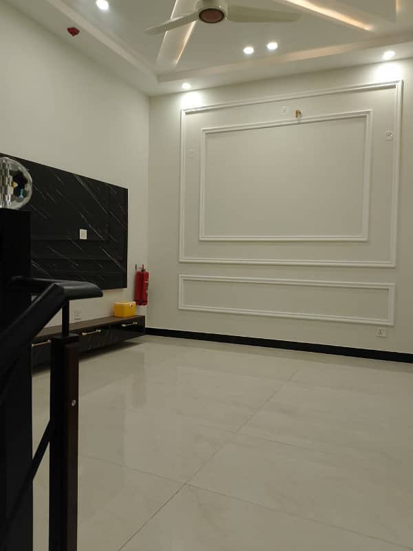 5 Marla 2 badroom upper portion available for rent in dha phase 9 town very good location 10