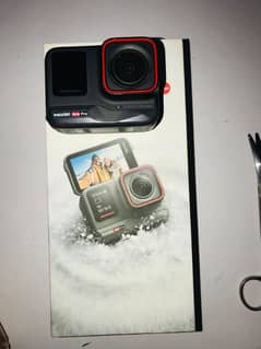 insta 360 ace pro action camera  10/10