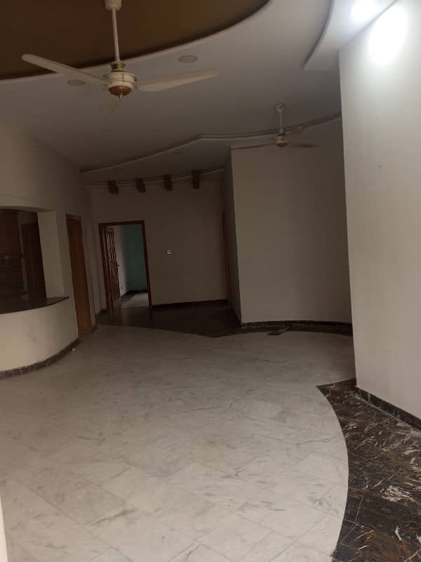 Beautiful Upper Portion For Rent In Pakistan Town 18