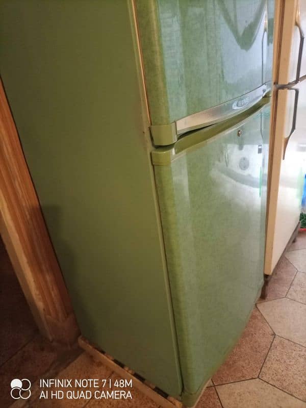 jambo size fridge for sale 3