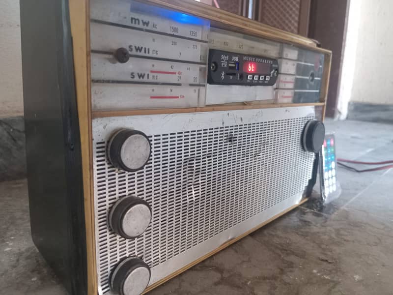 Vintage Wired Speaker with Bluetooth – 7 Feet Wire, Loud Sound & Remo 1