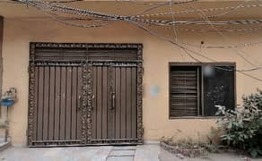 Corner House Of 5 Marla For sale In Marghzar Officers Colony