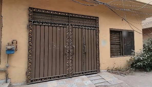 Corner House Of 5 Marla For sale In Marghzar Officers Colony 2