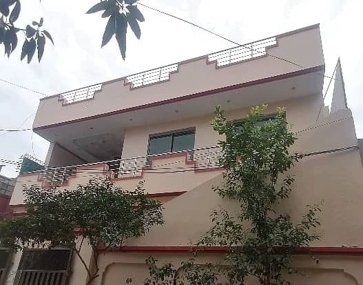 House For Grabs In 10 Marla Marghzar Officers Colony 5