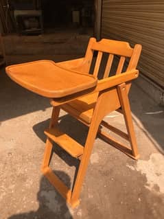 kids high chair made in wooden