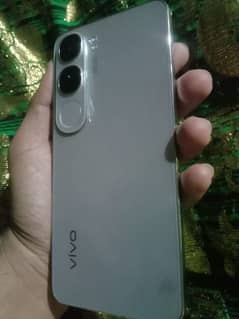 Vivo Y200