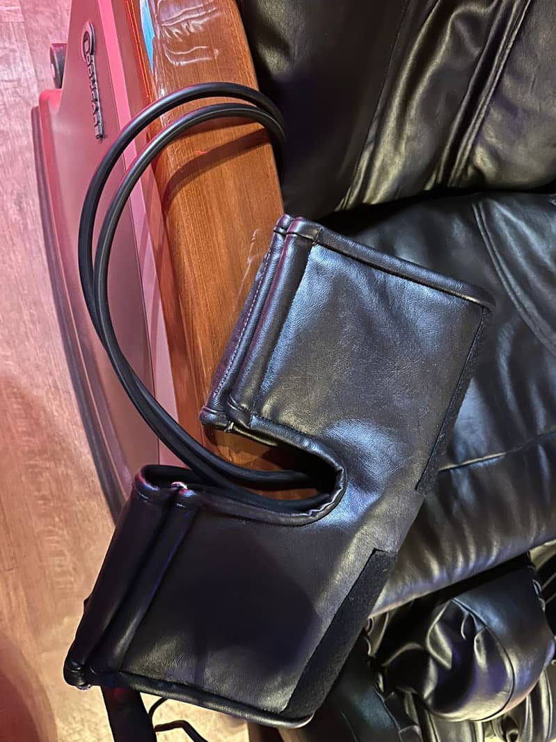 Massager for sale(Exchange Also Possible) 3