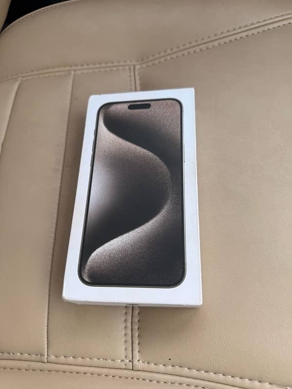 iPhone 15 Pro Max Natural Titanium 256Gb PTA Approved 2