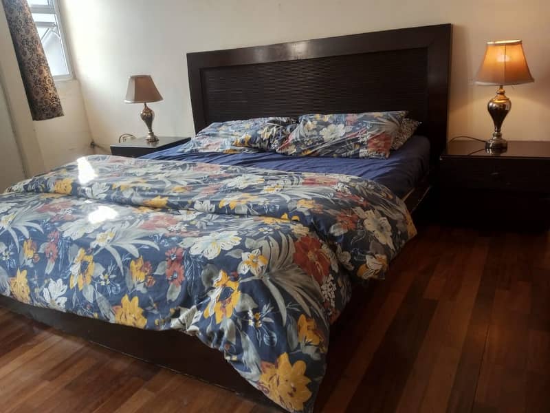 King Size Bed Set with Mattress FOR SALE 2