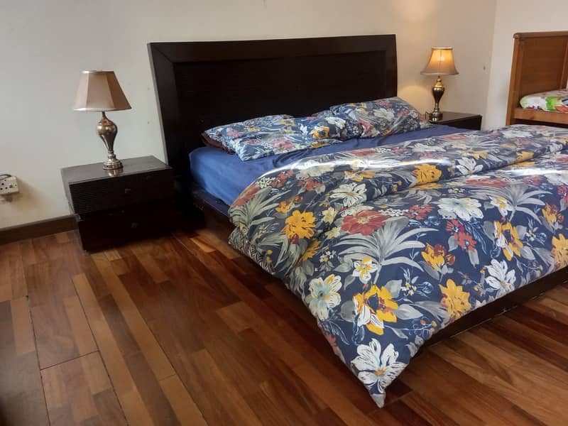 King Size Bed Set with Mattress FOR SALE 3