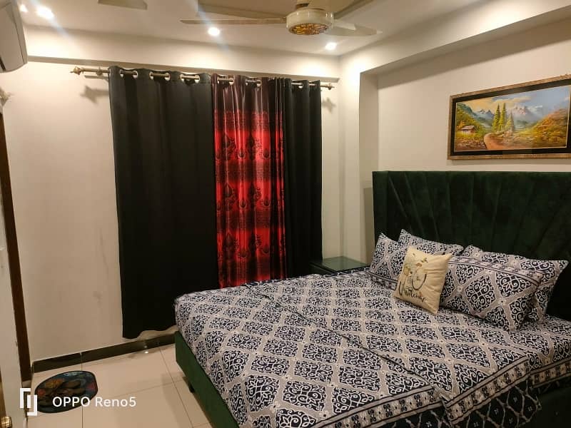 Flat For Grabs In 800 Square Feet Lahore 6