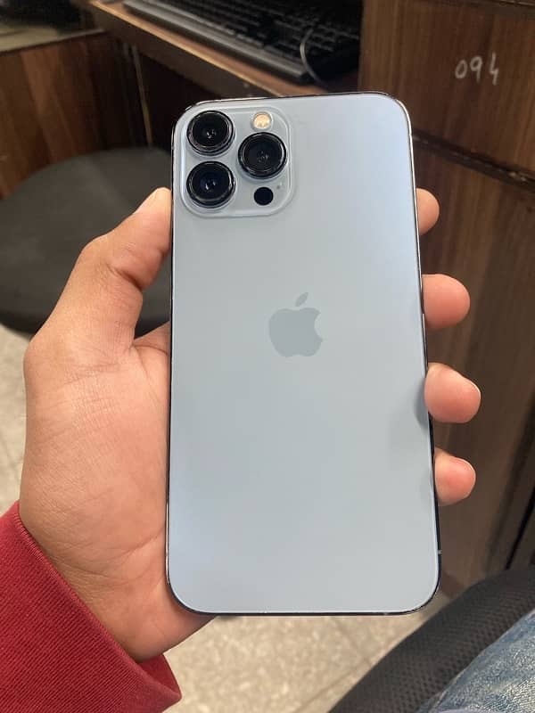 iPhone 13 Pro Max 128GB 0