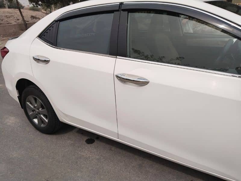 Toyota Corolla Altis 2016 4