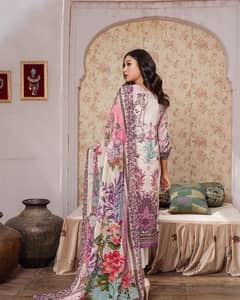 3Pc Luxury Lawn Suit