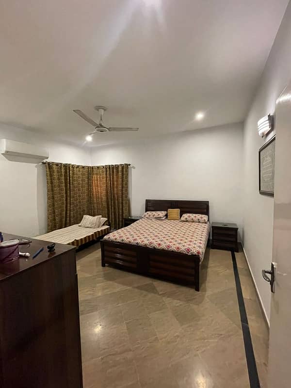 1 Kanal Lower Portion In Dha Phase6 2bed Room 3