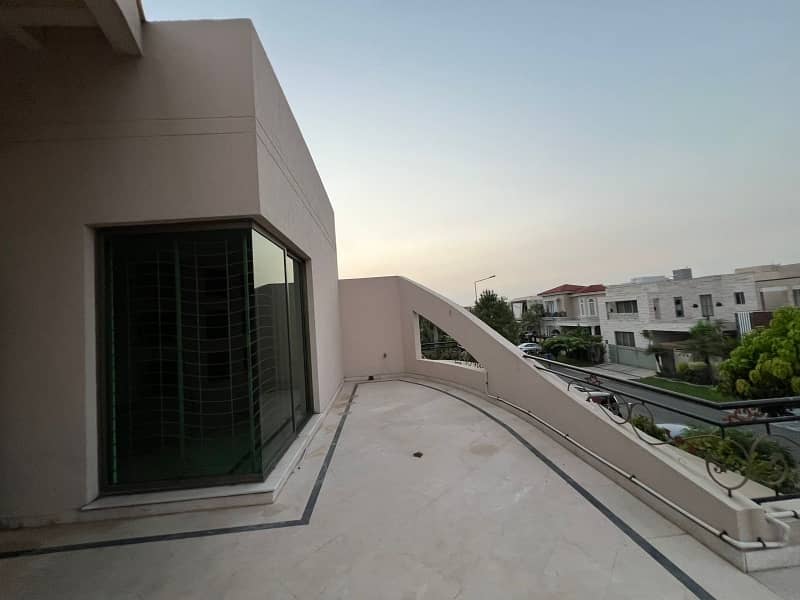 1kanal House For Rent In Dha Phase4 Hote Locaton Near Park 6