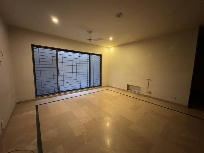 Full Basement 01 Kanal Modern Design House For Rent In DHA Phase 5 Block-G Lahore. 6