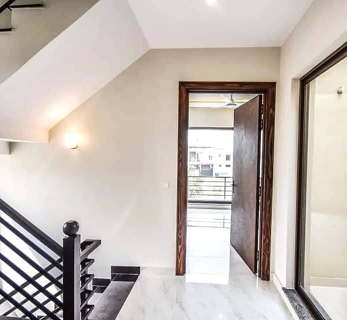 05 Marla Modern Design Brand New House For Rent In DHA 9 Town Block-D Lahore. 4