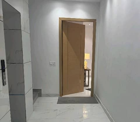 1500 Square Feet Flat for rent in Gulberg 2