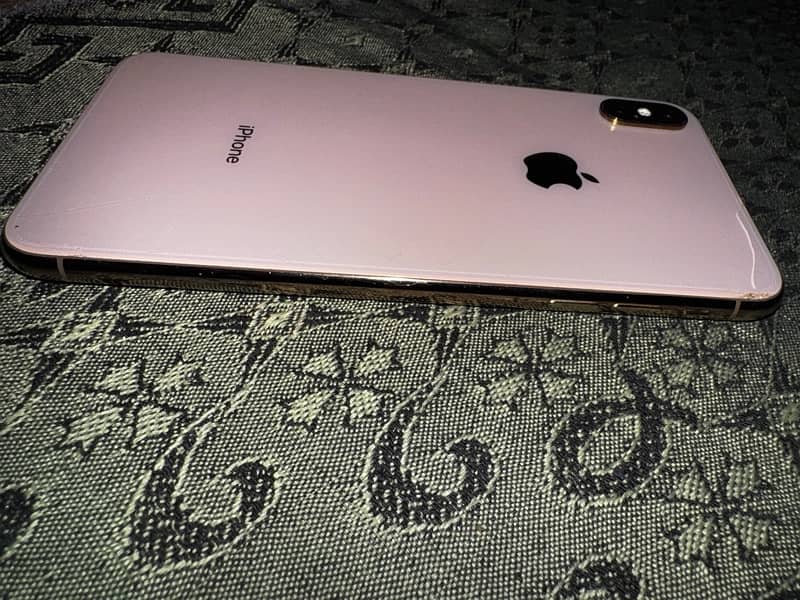 iPhone Xs Max Gold PTA approved 64 GB 0