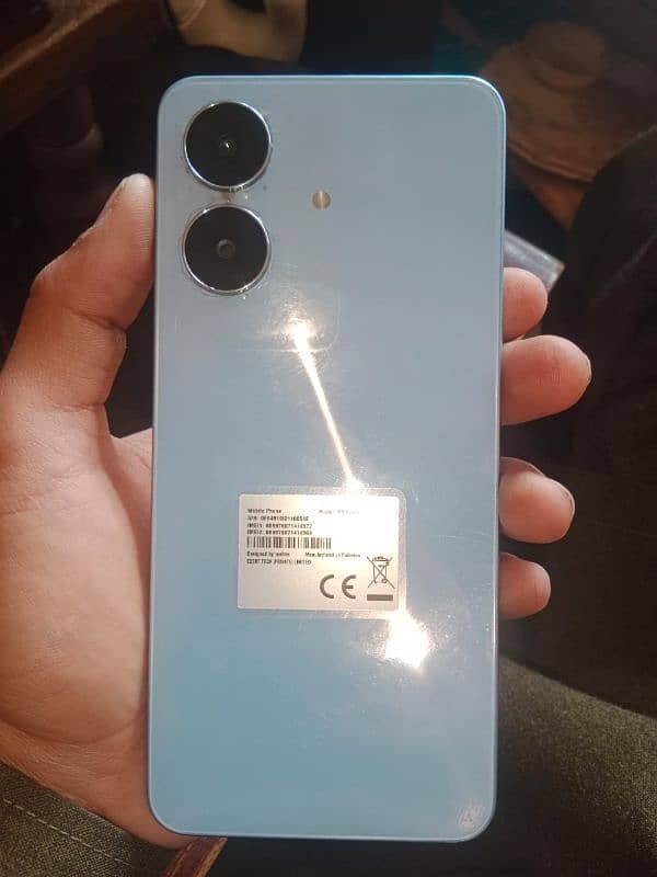 realme not 60 4/128 3