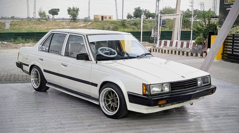 Toyota Corona 1983 1